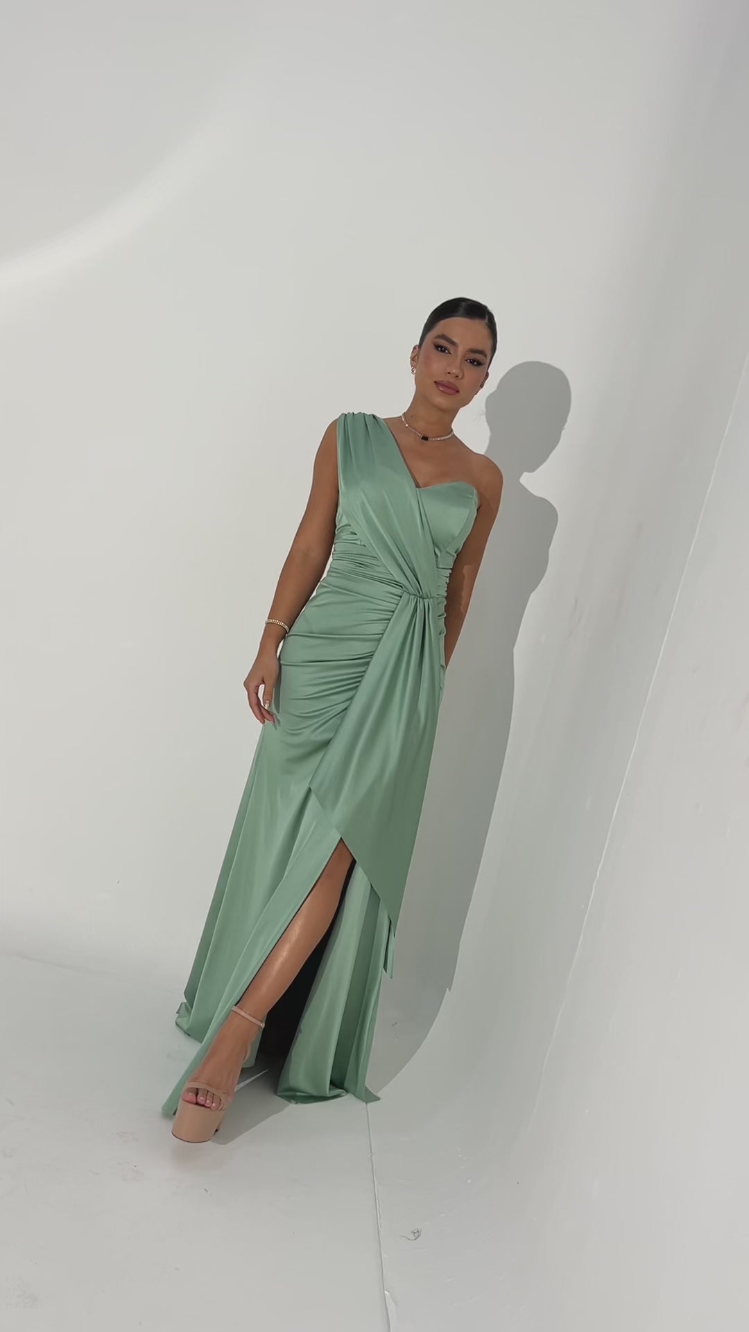 VESTIDO DE FESTA MODELO MARLENE