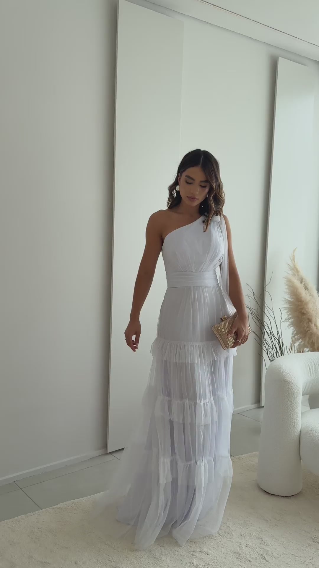 VESTIDO DE FESTA MODELO JORDANA