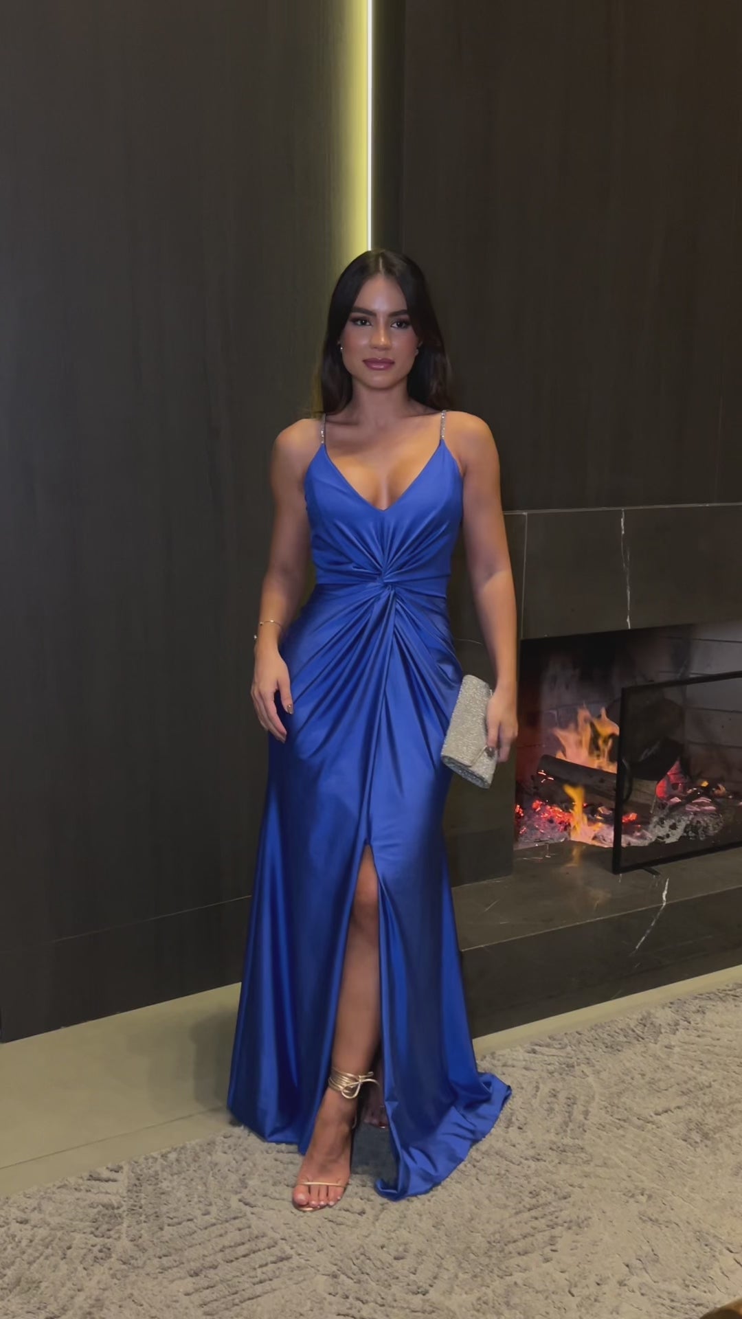 VESTIDO DE FESTA MODELO MONALISA