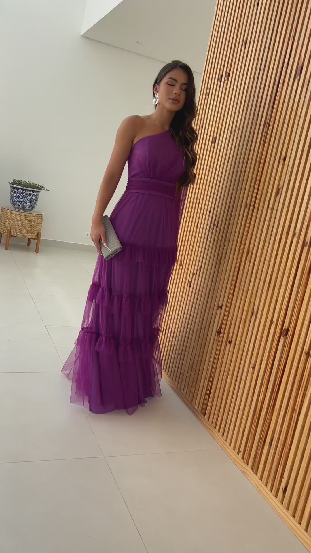 VESTIDO DE FESTA MODELO JORDANA