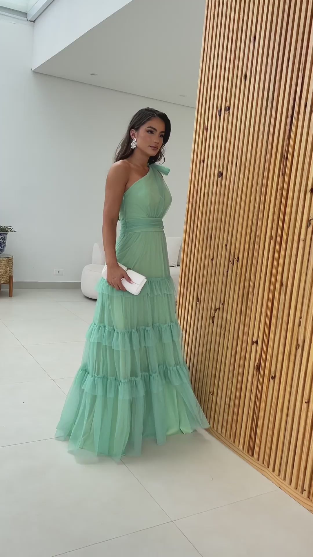 VESTIDO DE FESTA MODELO JORDANA