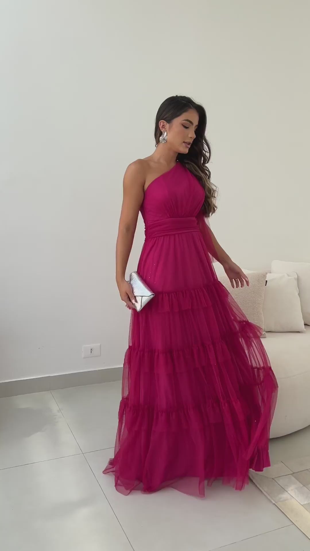 VESTIDO DE FESTA MODELO JORDANA